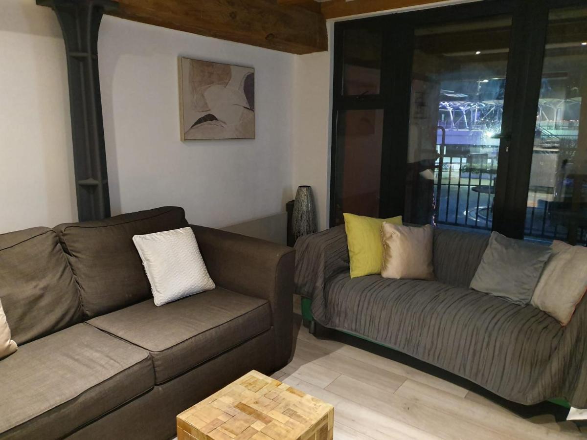Sng Apartments Excel Лондон Экстерьер фото